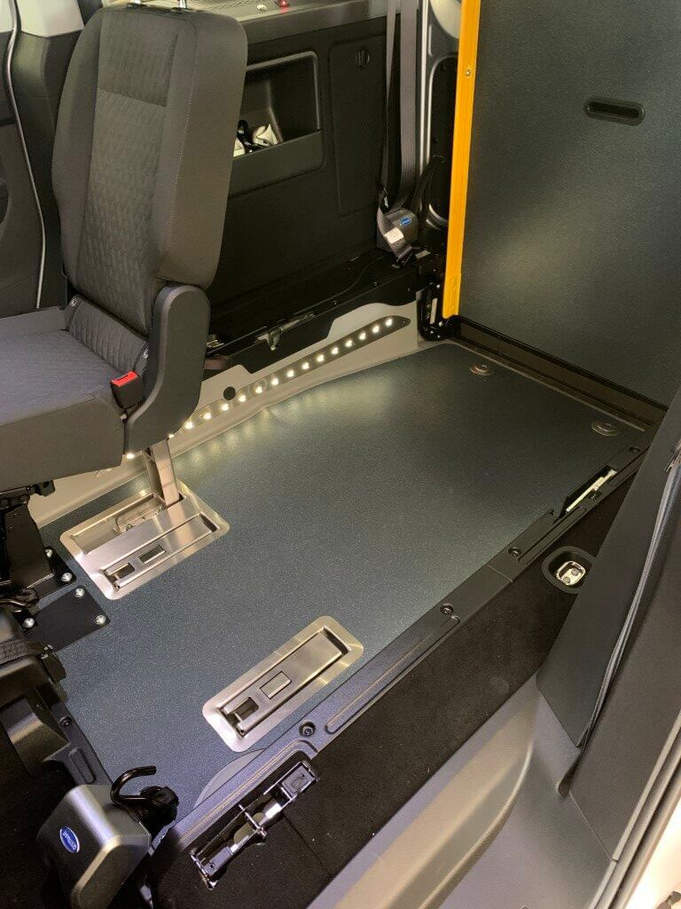 New Ford Tourneo Connect - FlexiRamp S (SWB) - Image 14