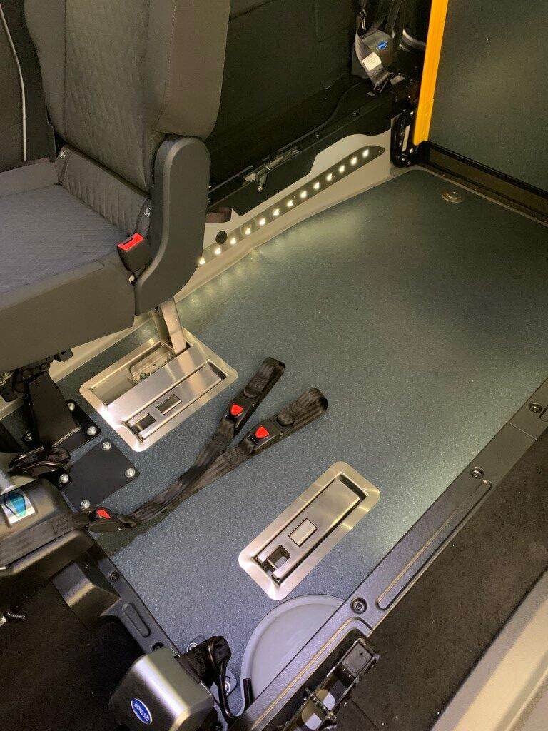 New Ford Tourneo Connect - FlexiRamp S (SWB) - Image 17