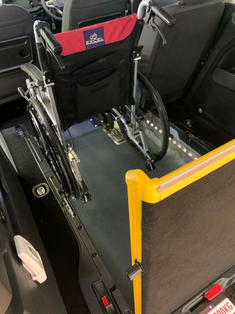 New Ford Tourneo Connect - FlexiRamp S (SWB) - Image 20