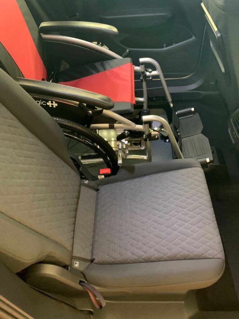 New Ford Tourneo Connect - FlexiRamp S (SWB) - Image 22