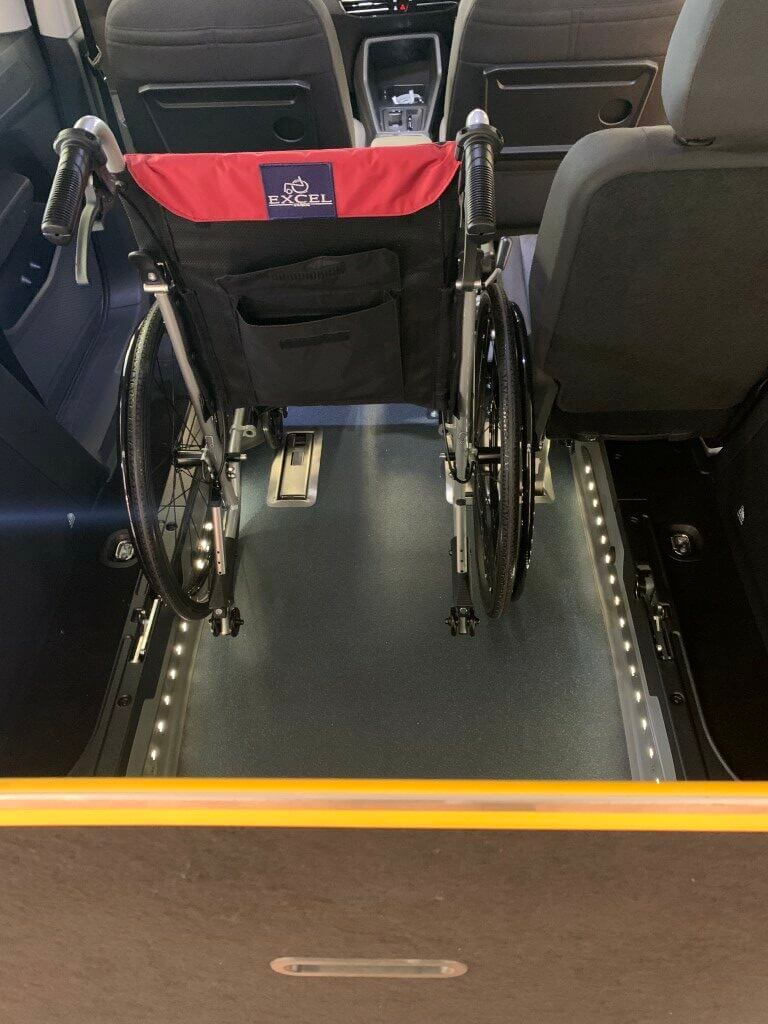 New Ford Tourneo Connect - FlexiRamp S (SWB) - Image 23